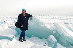 ice_shard_becca.jpg 256